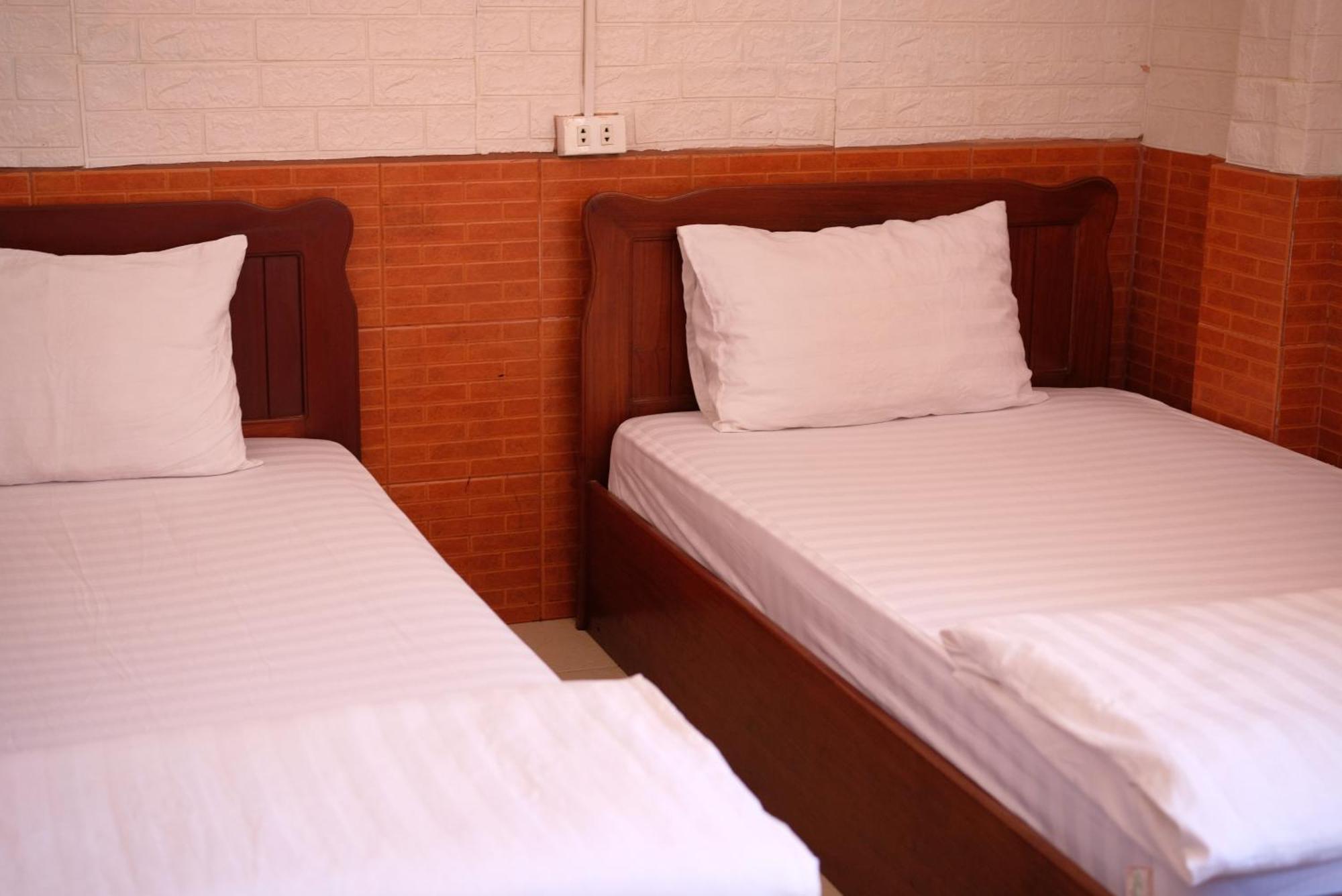 Intouch Guest House Вьентьян Экстерьер фото