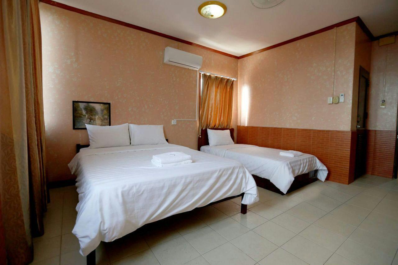 Intouch Guest House Вьентьян Экстерьер фото