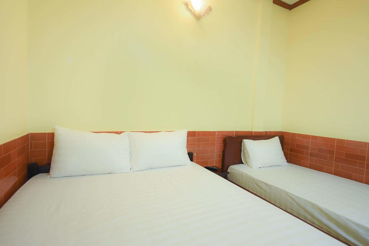 Intouch Guest House Вьентьян Экстерьер фото